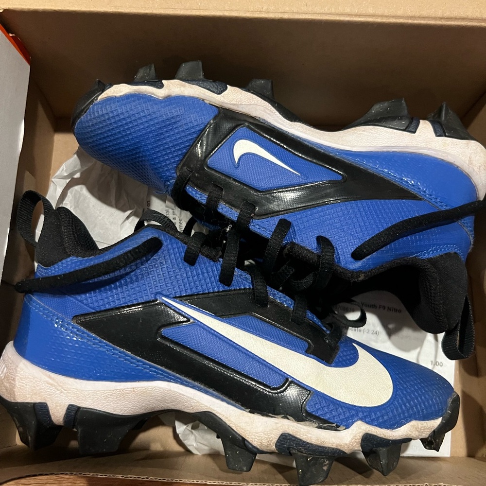 Nike Kids Blue and Black Menace 4 Football Cleats